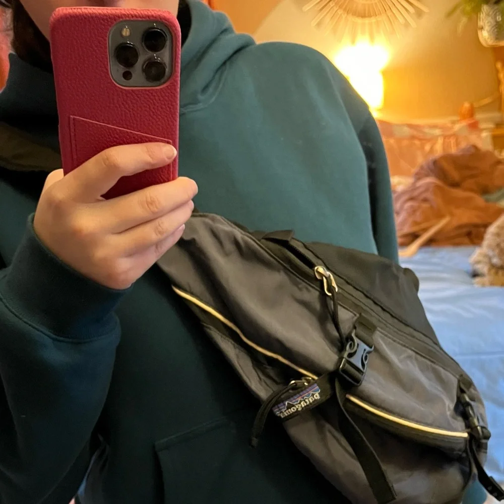 Sold - Picture 3 of 5